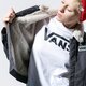 Moteriška žieminė striukė VANS STRIUKĖ OIL CHANGE JACKET vn0a4bfe1o71 spalva juoda