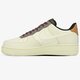 Vyriški kedai NIKE AIR FORCE 1 '07 LV8 ck4363-200 spalva rusvai gelsva