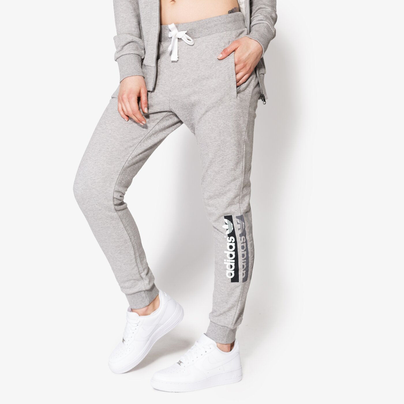 unwind sweatpant