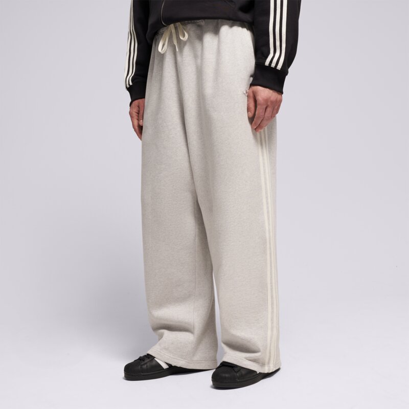 ADIDAS KELNĖS SIGNATURE
