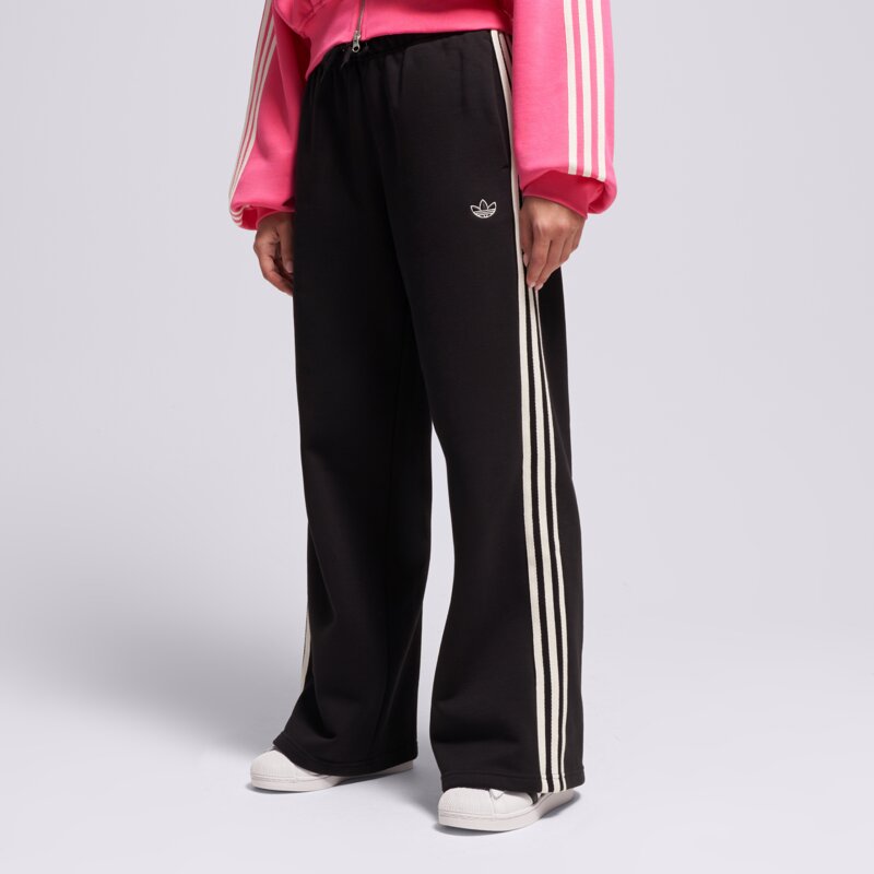 ADIDAS KELNĖS SIGNATURE