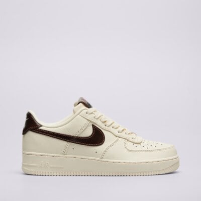 NIKE AIR FORCE 1 '07